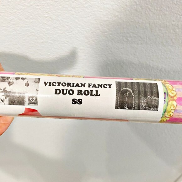 Robinwrap Victorian Fancy Duo Gift Wrapping Paper High Button Shoe 2 Sheets Roll - Picture 6 of 8